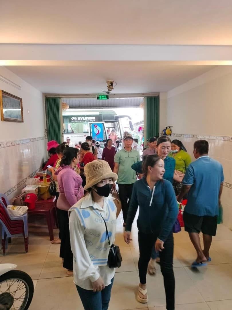 A Pousada Nha Nghi Cam Tien 2 Hà Tiên Exterior foto