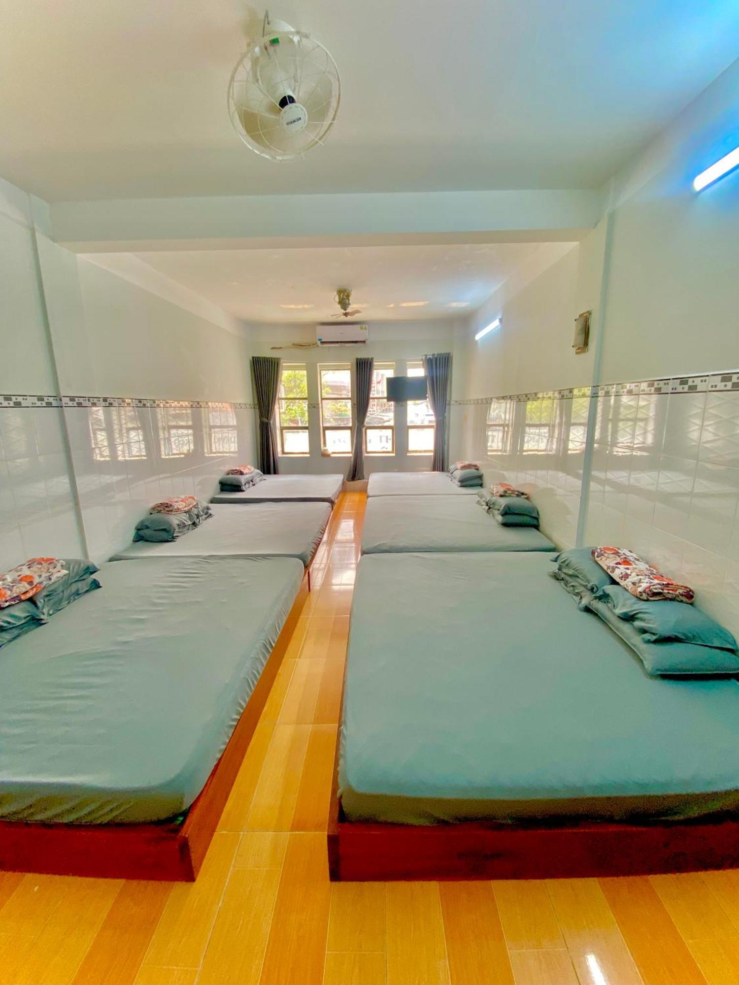 A Pousada Nha Nghi Cam Tien 2 Hà Tiên Exterior foto