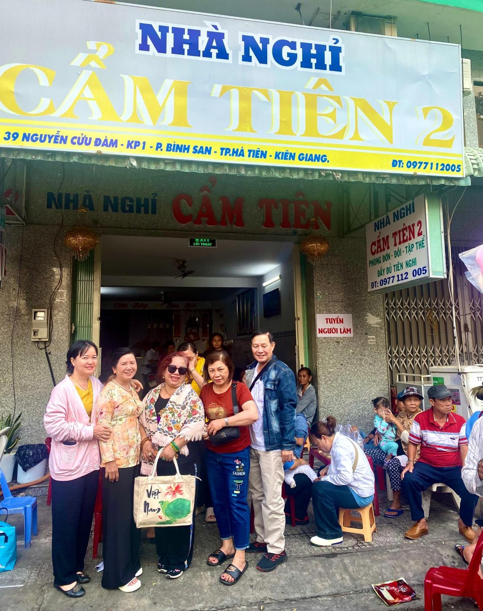 A Pousada Nha Nghi Cam Tien 2 Hà Tiên Exterior foto